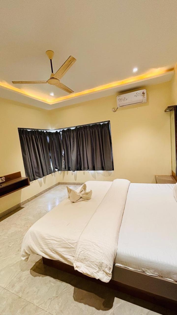 Paramount 3 Ac Bedrooms Hall Garden With Lake View Panchgani Eksteriør billede