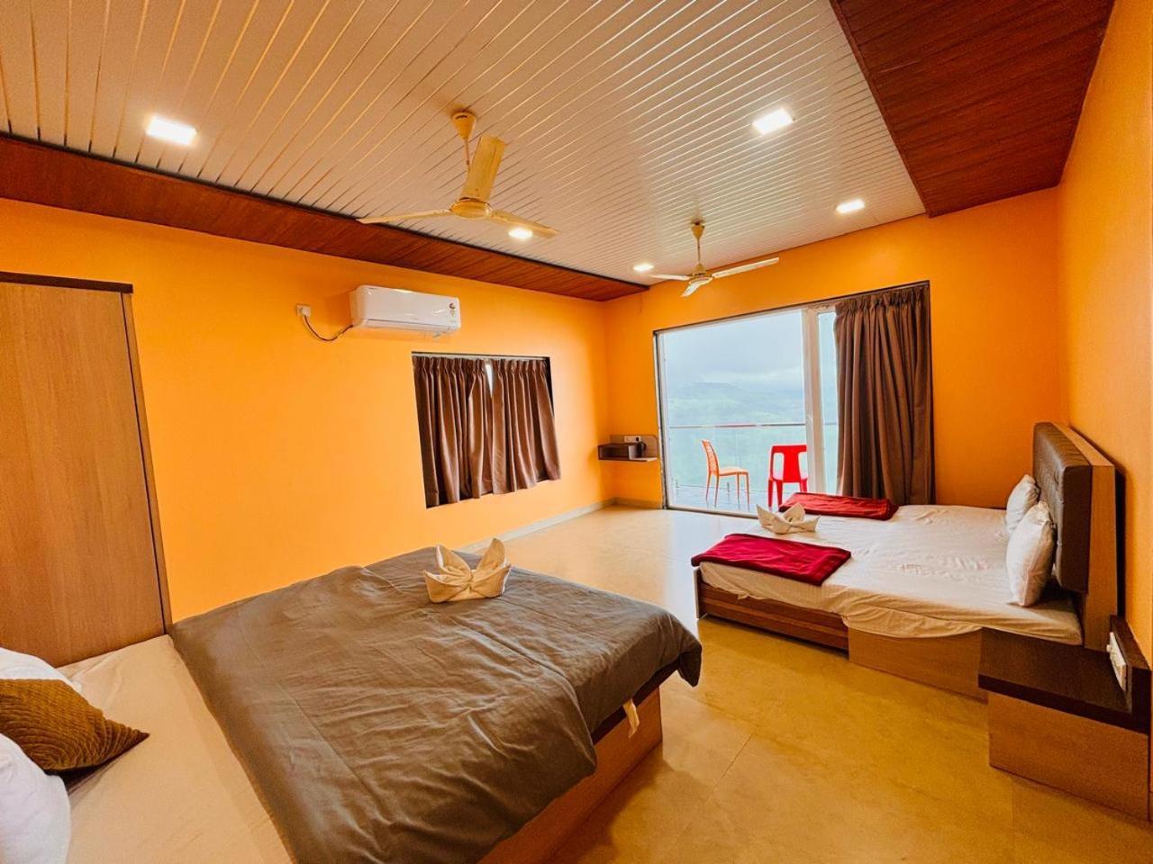 Paramount 3 Ac Bedrooms Hall Garden With Lake View Panchgani Eksteriør billede